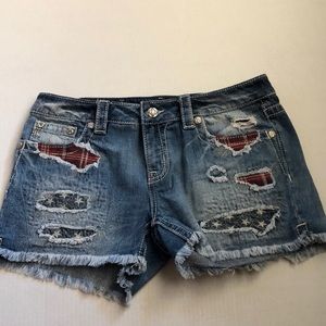 Miss Me Jean Shorts Flag and Stars JP7832H Size 29